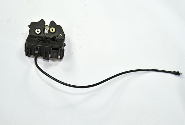 FORD TRANSİT 100 L-S-V ÇIKMA PARÇA SEDAN BAĞAJ KİLİDİ HALATLI_